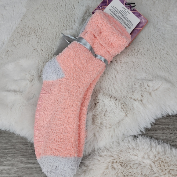 TART Intimates Pajama Bottoms and Slipper Socks Bundle - Picture 7 of 12